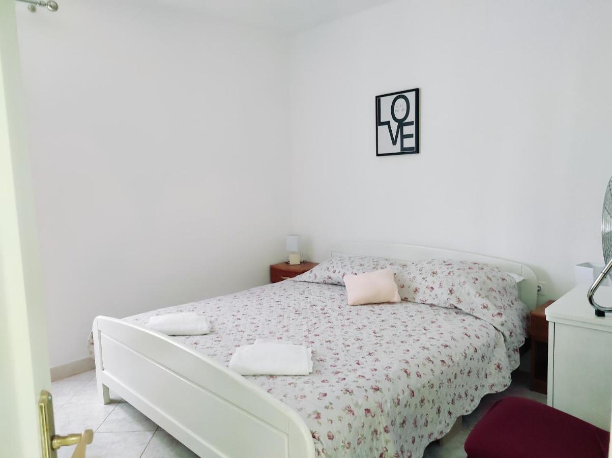 Apartman Daniel With Free Parking Mundanije Exterior foto
