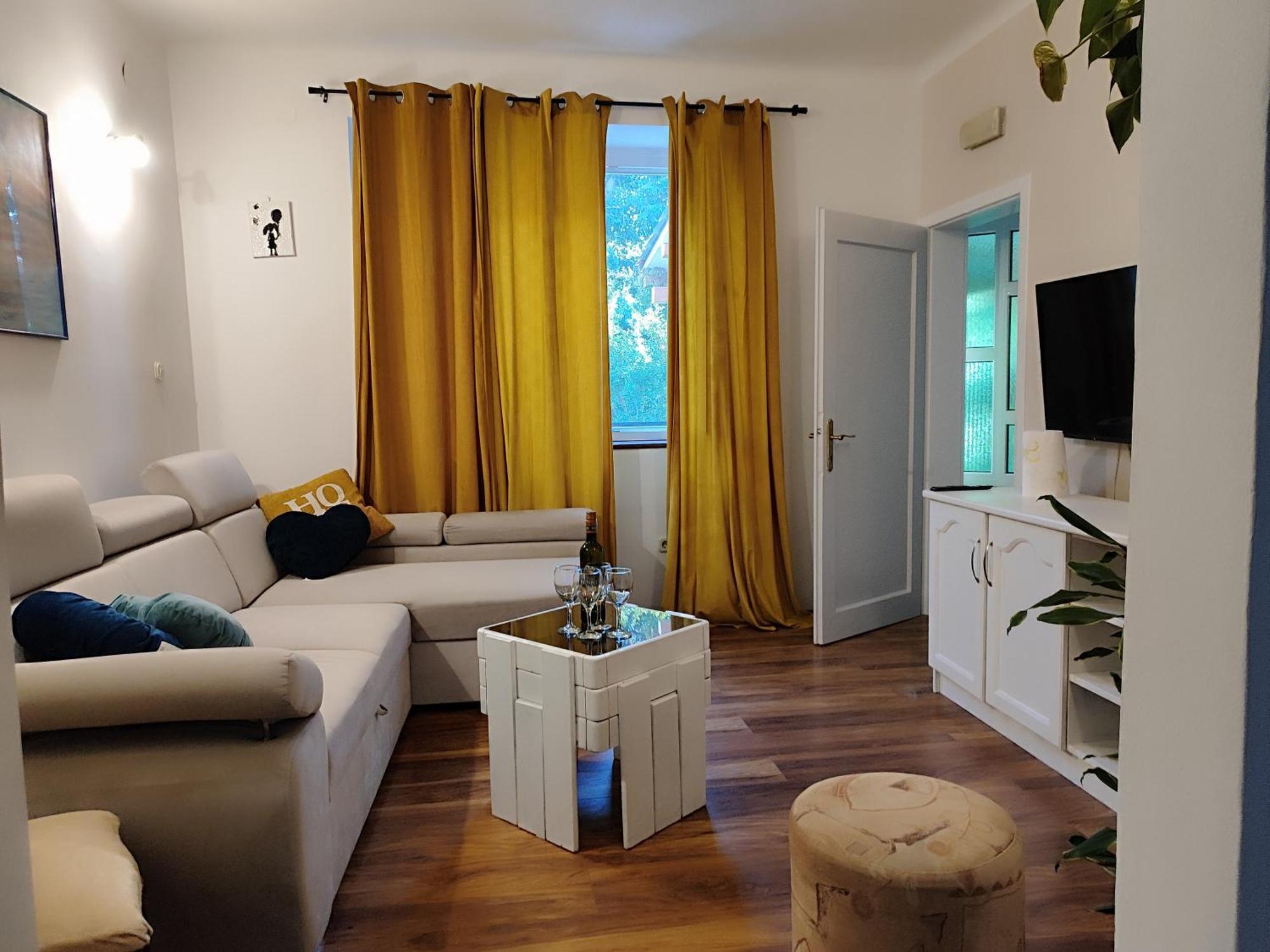 Apartman Daniel With Free Parking Mundanije Exterior foto