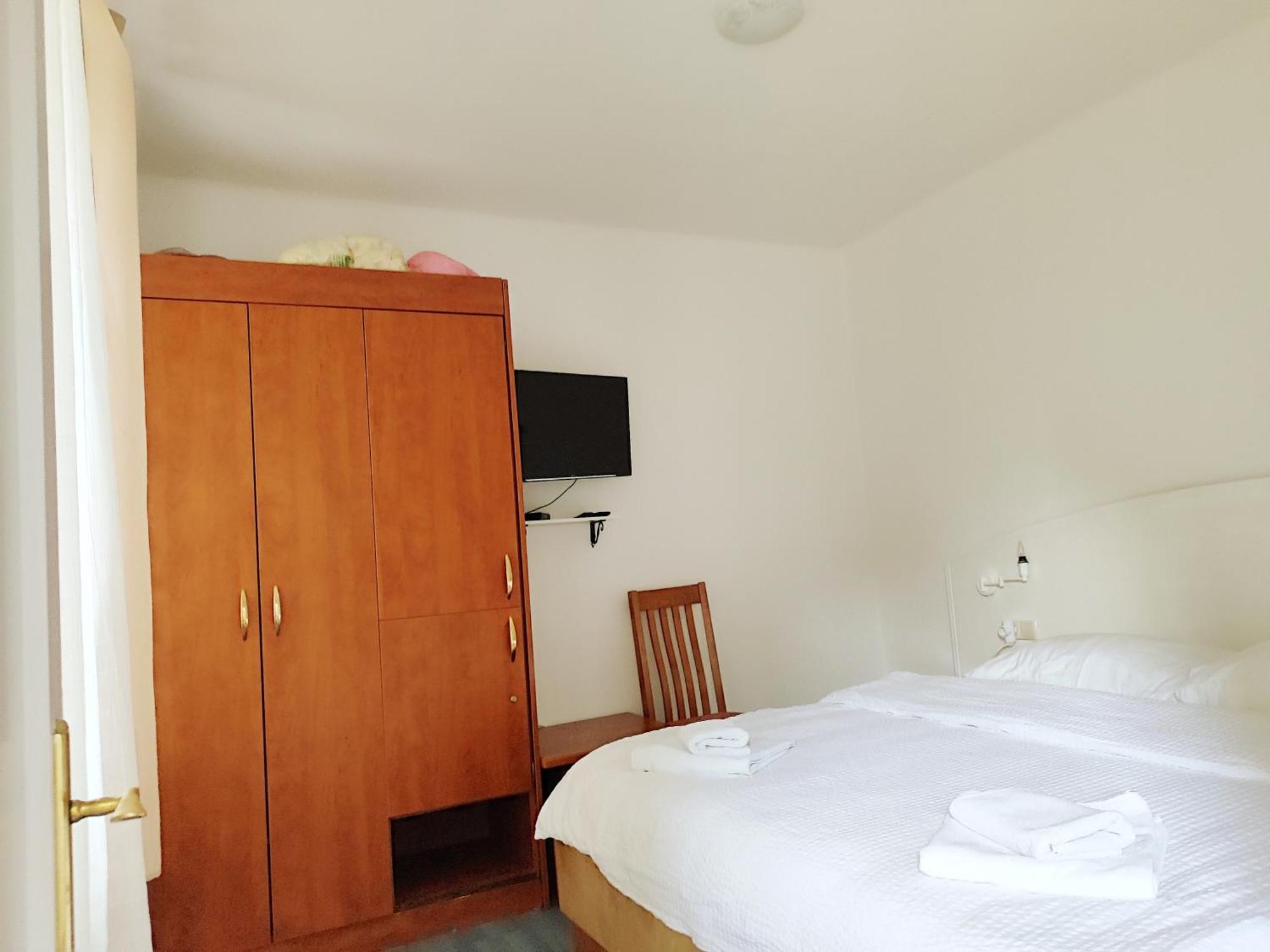 Apartman Daniel With Free Parking Mundanije Exterior foto
